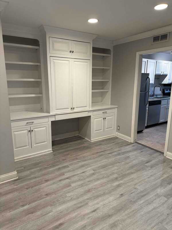 2270 Madison Rd #1A - Photo 6 of 9