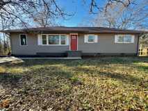 224 Cunningham Dr - Photo 1 of 1