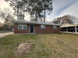 featured image of 1154 Lakewood Dr