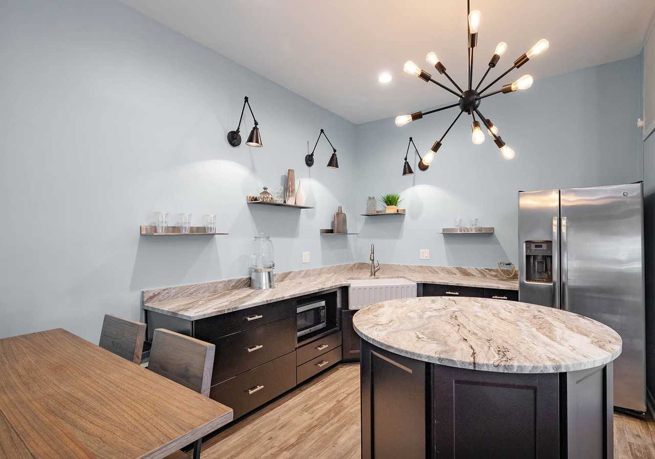 Wellington Place - Photo 5 of 23