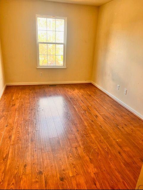 1204 Blue Heron Dr - Photo 2 of 5