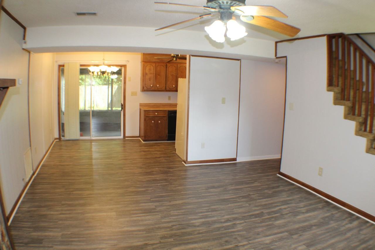 1917 Neptune Dr - Photo 6 of 24