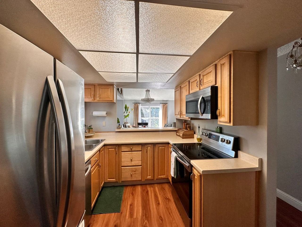 2338 Roundhouse Rd - Photo 4 of 15