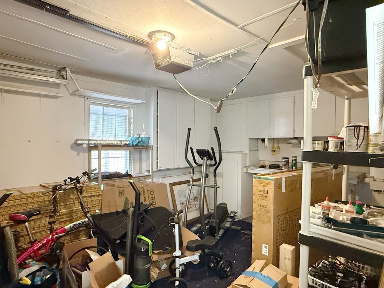 3318 Conlin Ave - Photo 6 of 38