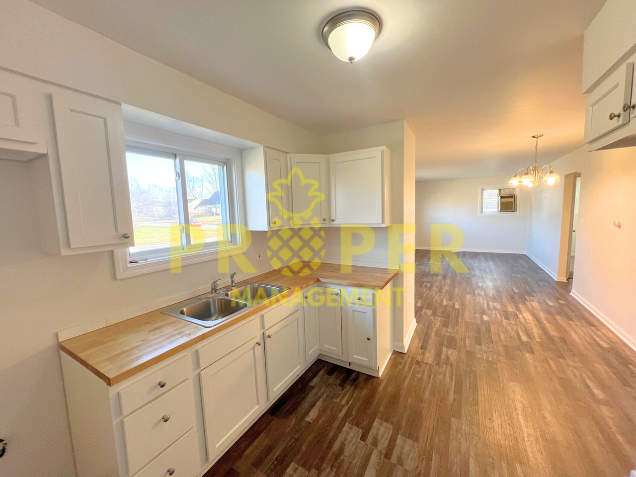 1725 Hopewell Ave - Photo 5 of 10