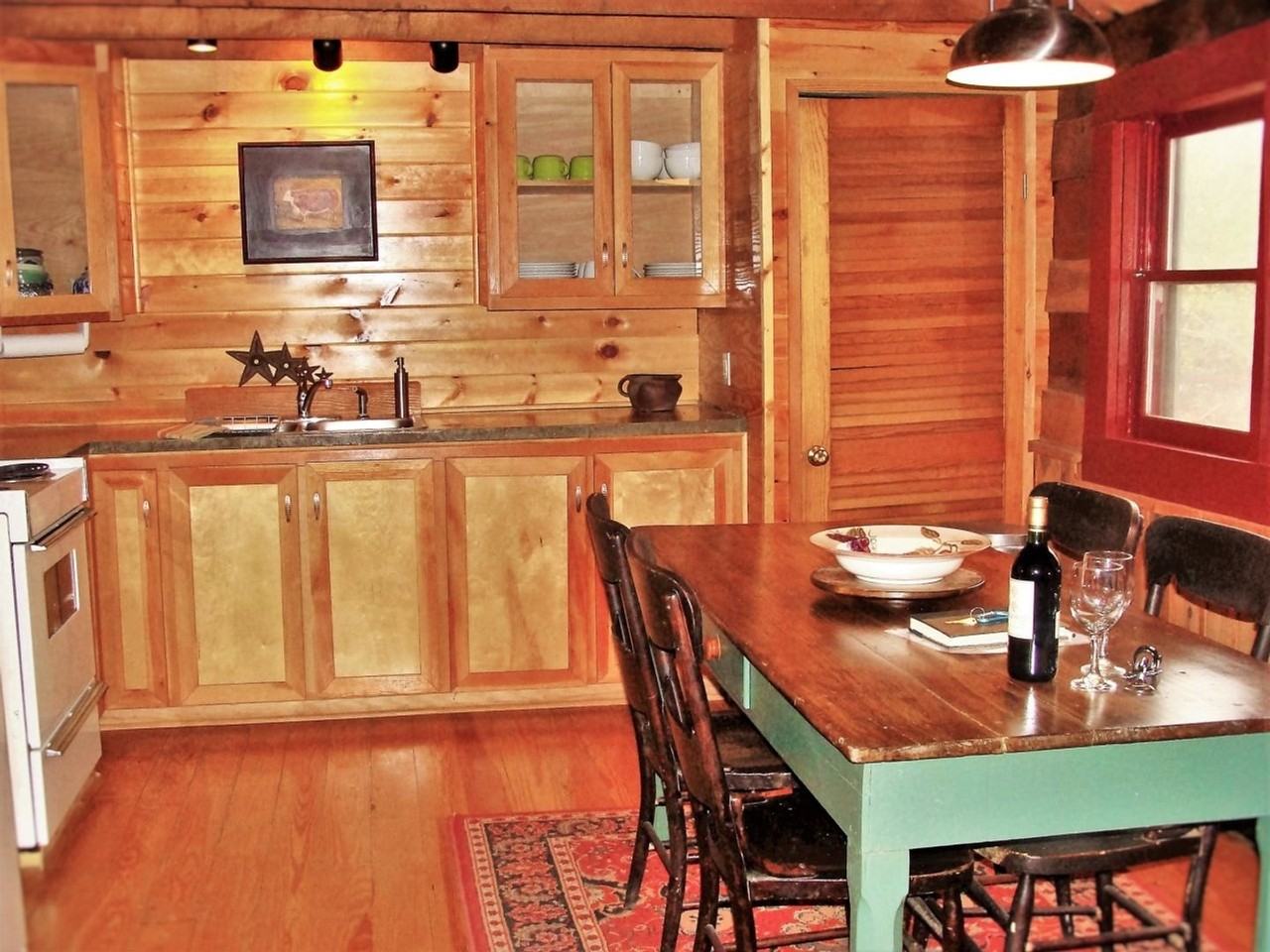 266 Highland Farm Rd - Photo 4 of 11