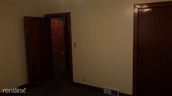 517 Ohio St - Photo 2 of 9