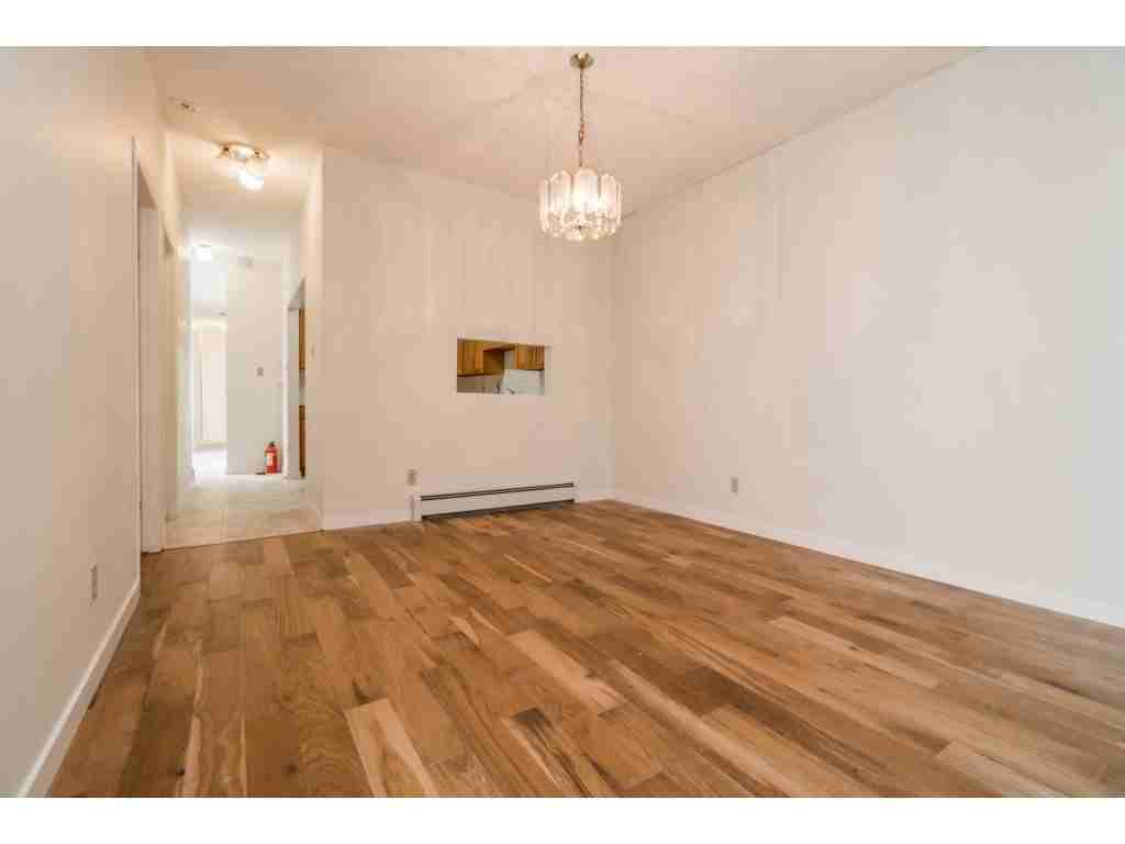 426 East Hastings Street - Photo 7 of 8