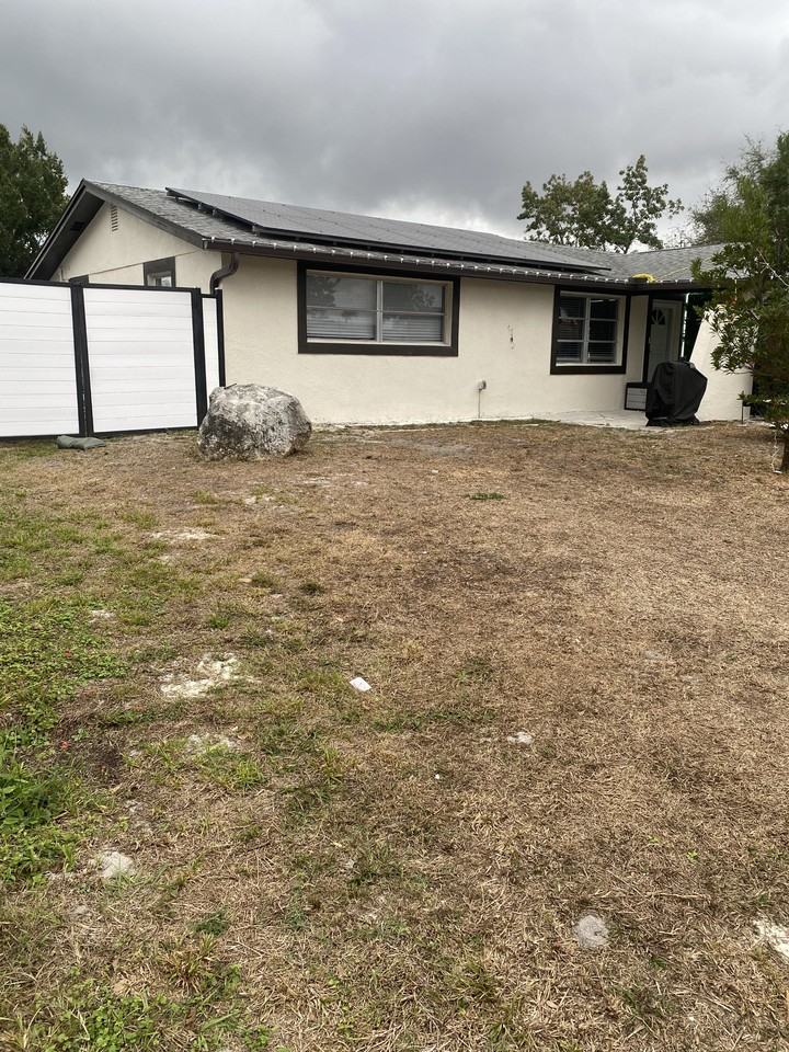 9420 Crabtree Ln #A - Photo 2 of 13