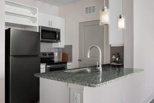 12100 S Pflumm Rd - Photo 1 of 1