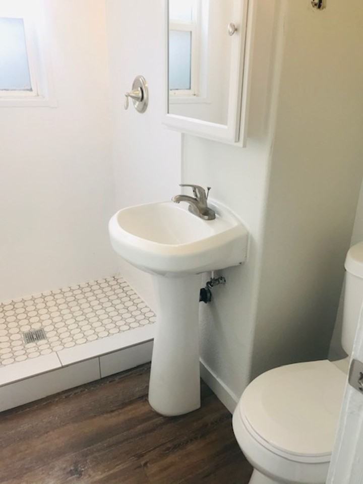 Updated with Stainless steel appliances and air conditioner - Photo 2 of 14