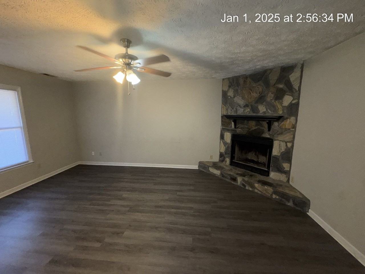 5021 Paulson Dr - Photo 4 of 23
