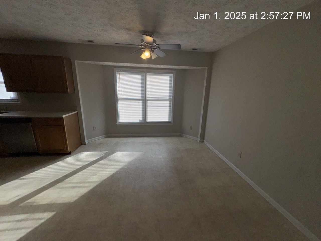 5021 Paulson Dr - Photo 7 of 23