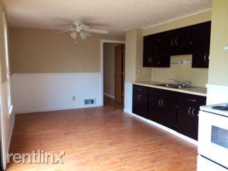 221 Vine St - Photo 2 of 7