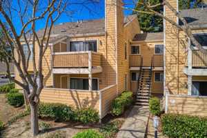 featured image of 330 Eastridge Dr