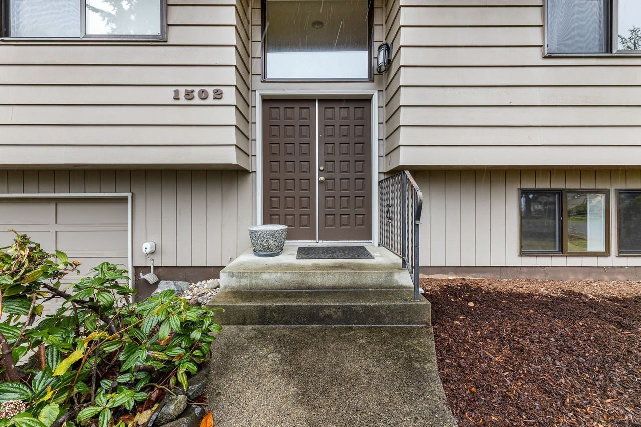 1502 Adams St - Photo 2 of 22