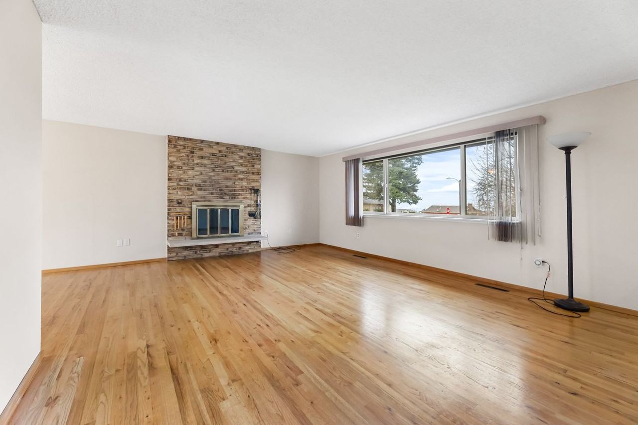 1502 Adams St - Photo 4 of 22