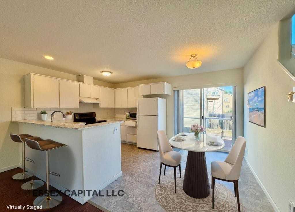 1120 Se Sumner St - Photo 3 of 9