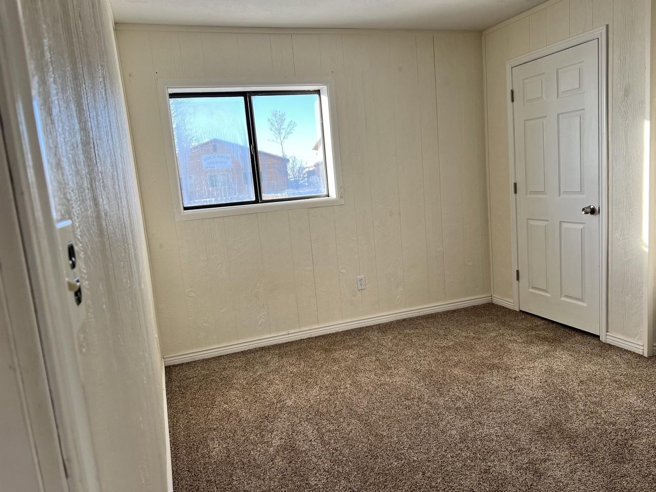 615 E 3rd St - Photo 2 of 9