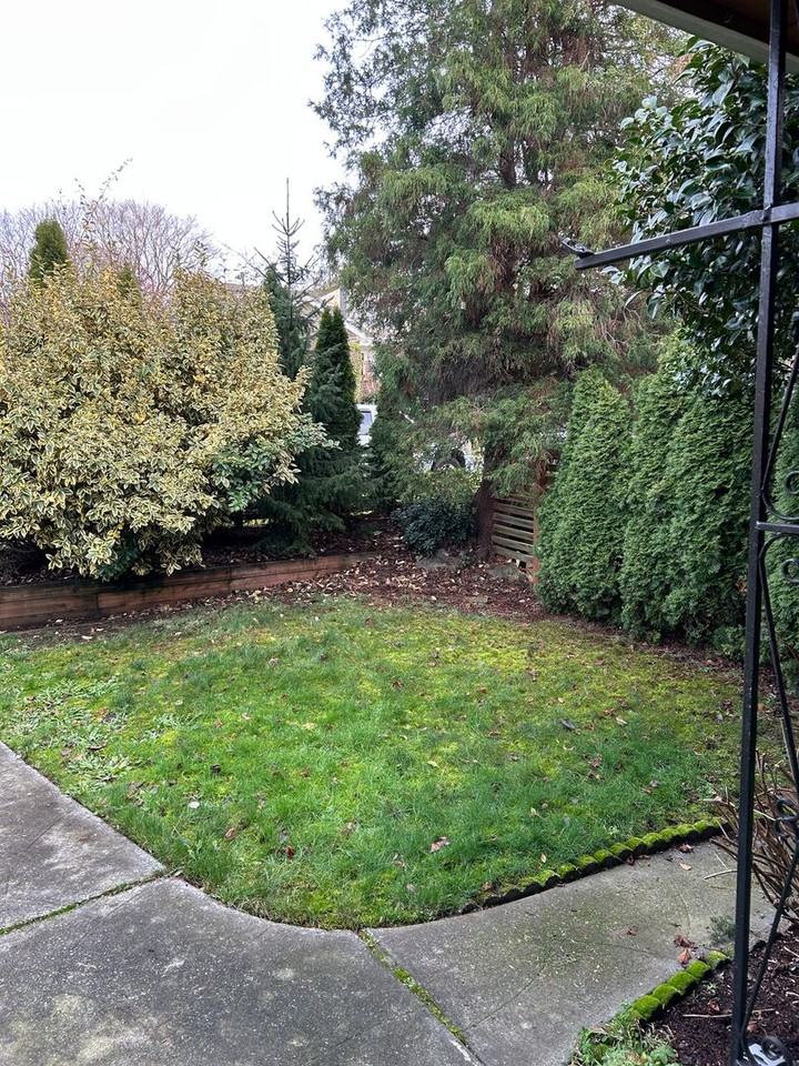 6345 40th Ave Sw - Photo 3 of 26