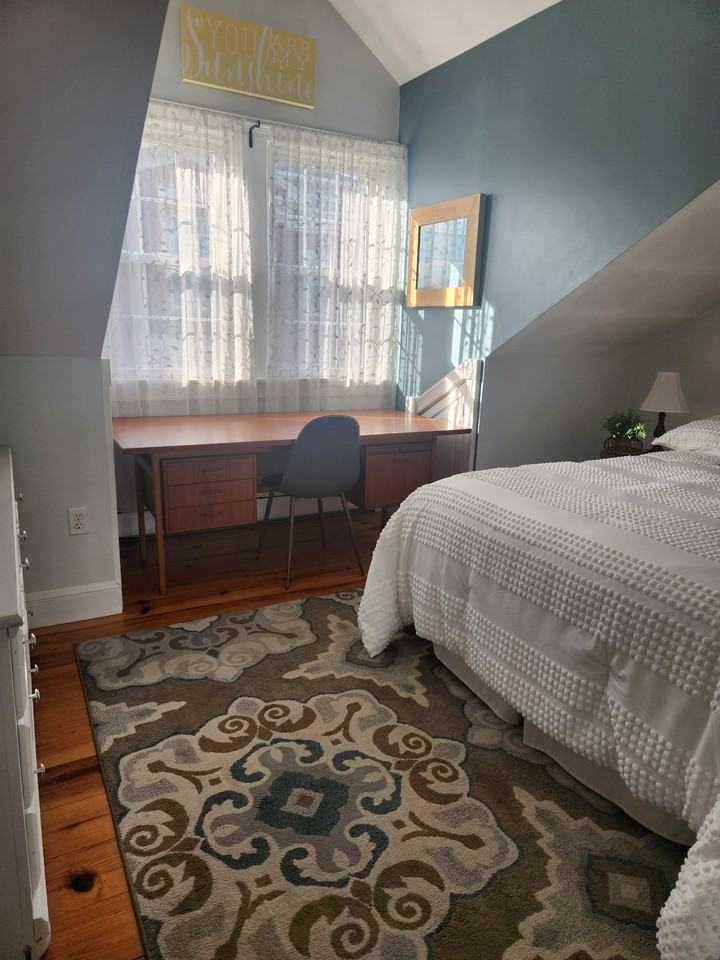 162 High St #C - Photo 2 of 10
