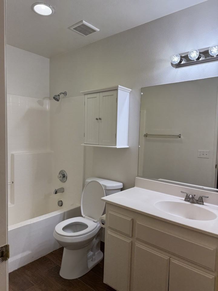935 Pepper Ln #A - Photo 2 of 5