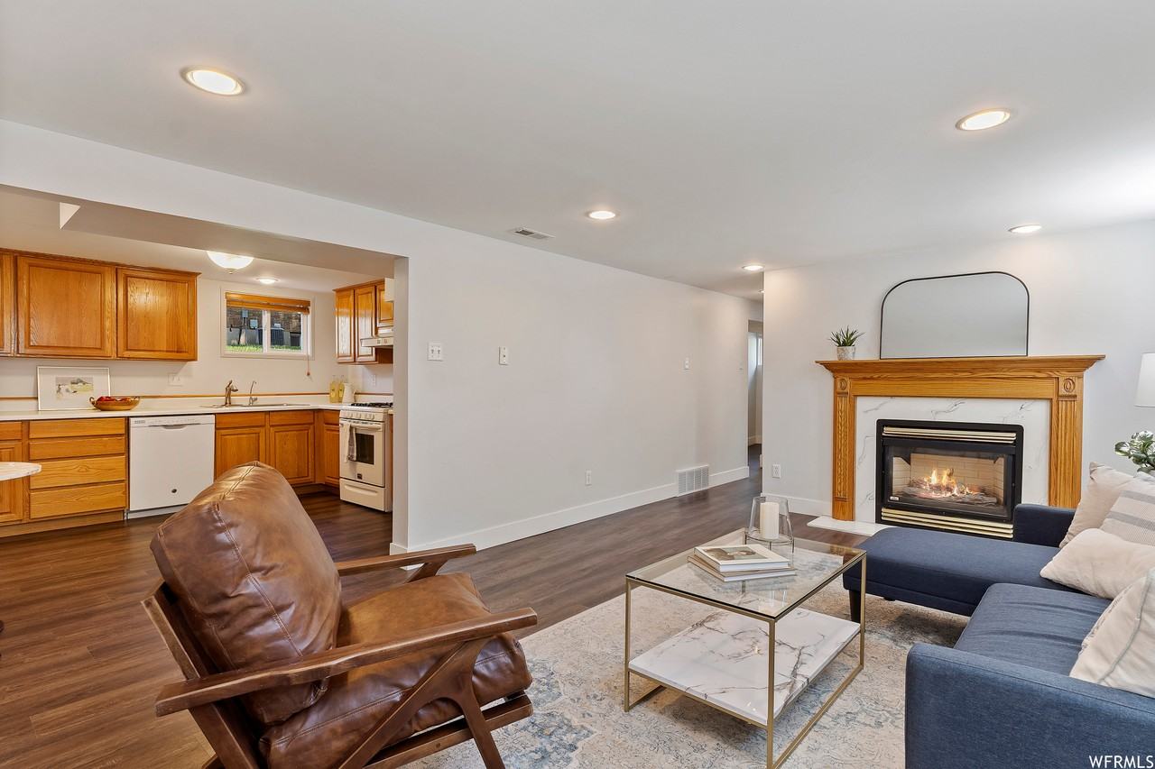 222 E Center St #NA - Photo 3 of 20