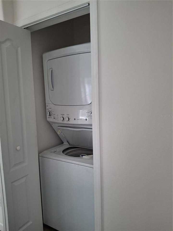 114 Emerald Ave N - Photo 6 of 7