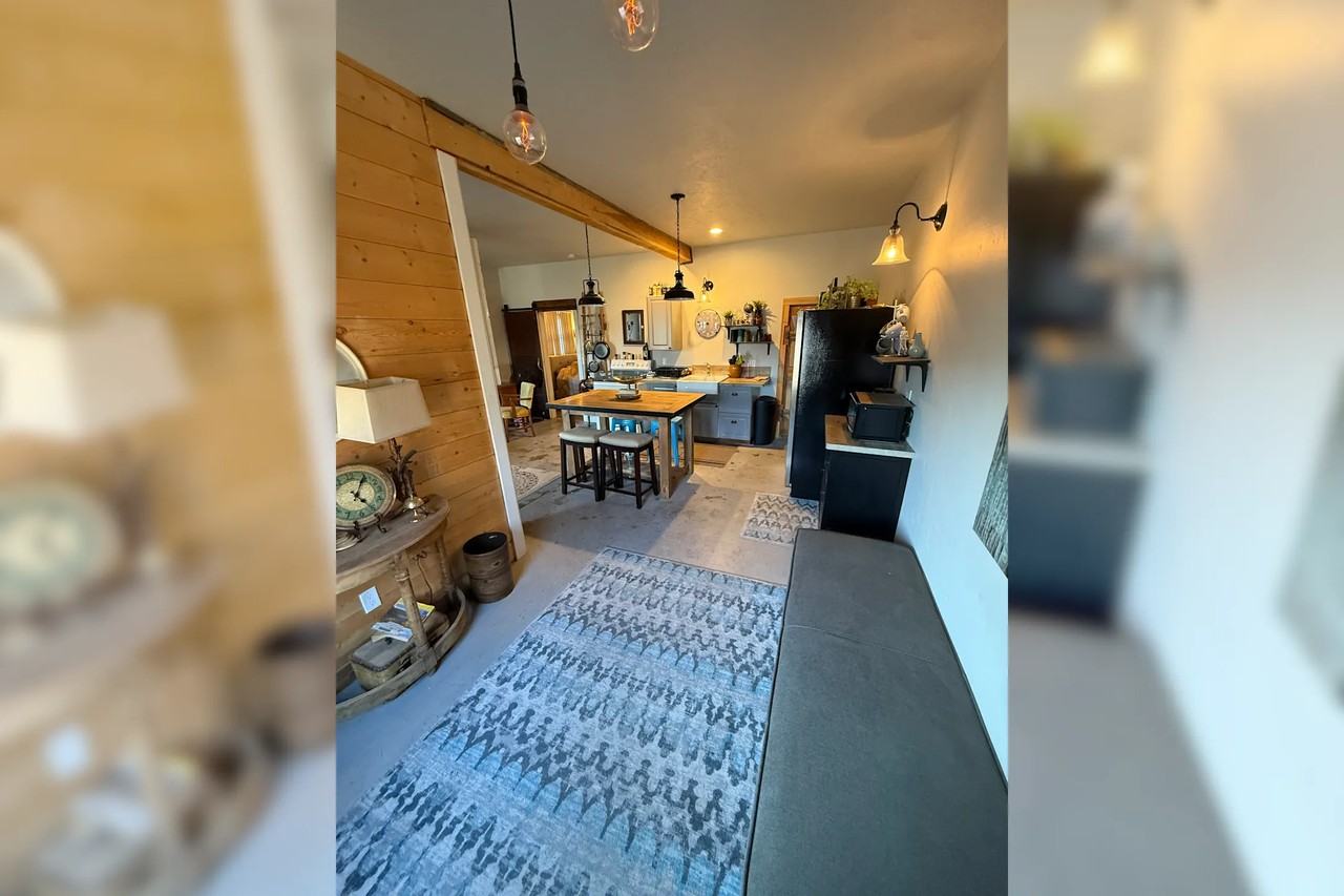 113 D St - Photo 3 of 9