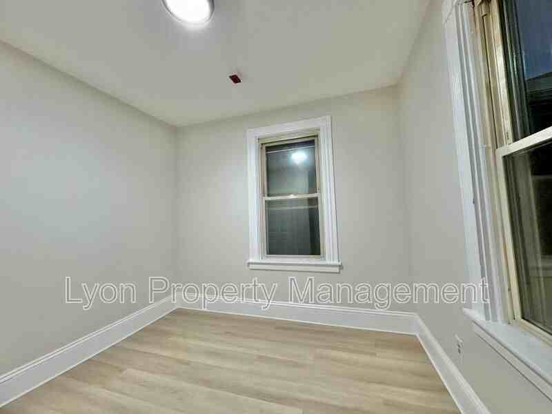 31 Mechanic Ave #2R - Photo 6 of 10