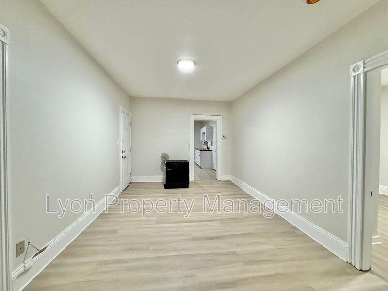 31 Mechanic Ave #2R - Photo 7 of 10