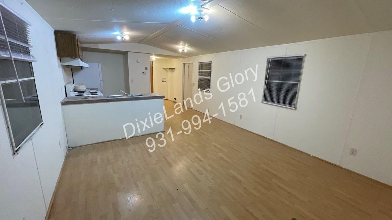 133 Loyds Ln - Photo 2 of 9