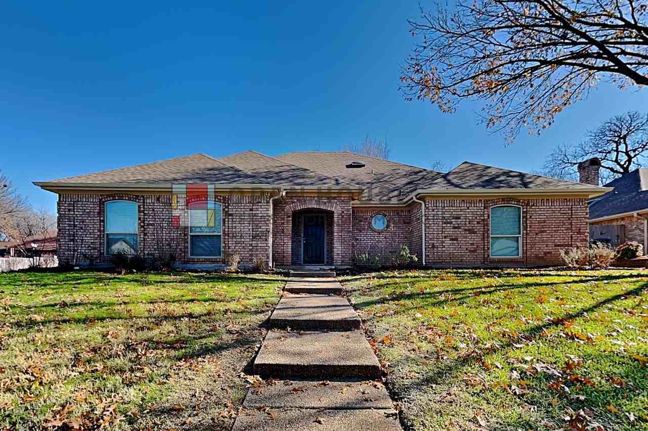 4315 Rambling Creek Dr - Photo 2 of 20