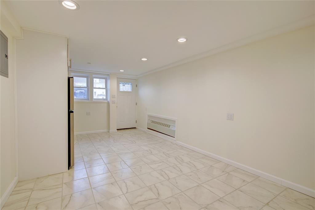 670 West Broadway #Gr - Photo 6 of 10