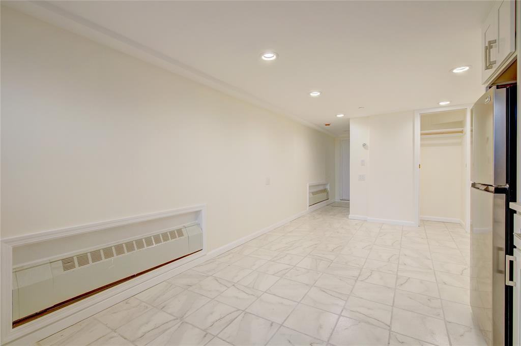 670 West Broadway #Gr - Photo 7 of 10
