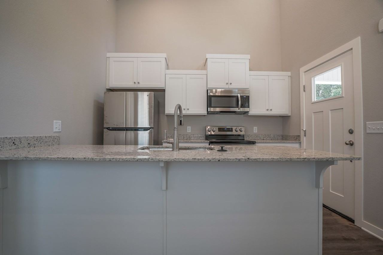 676 N Honey Locust Bnd - Photo 4 of 9