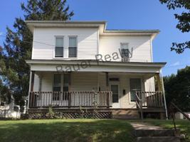 featured image of 412 W 4th St