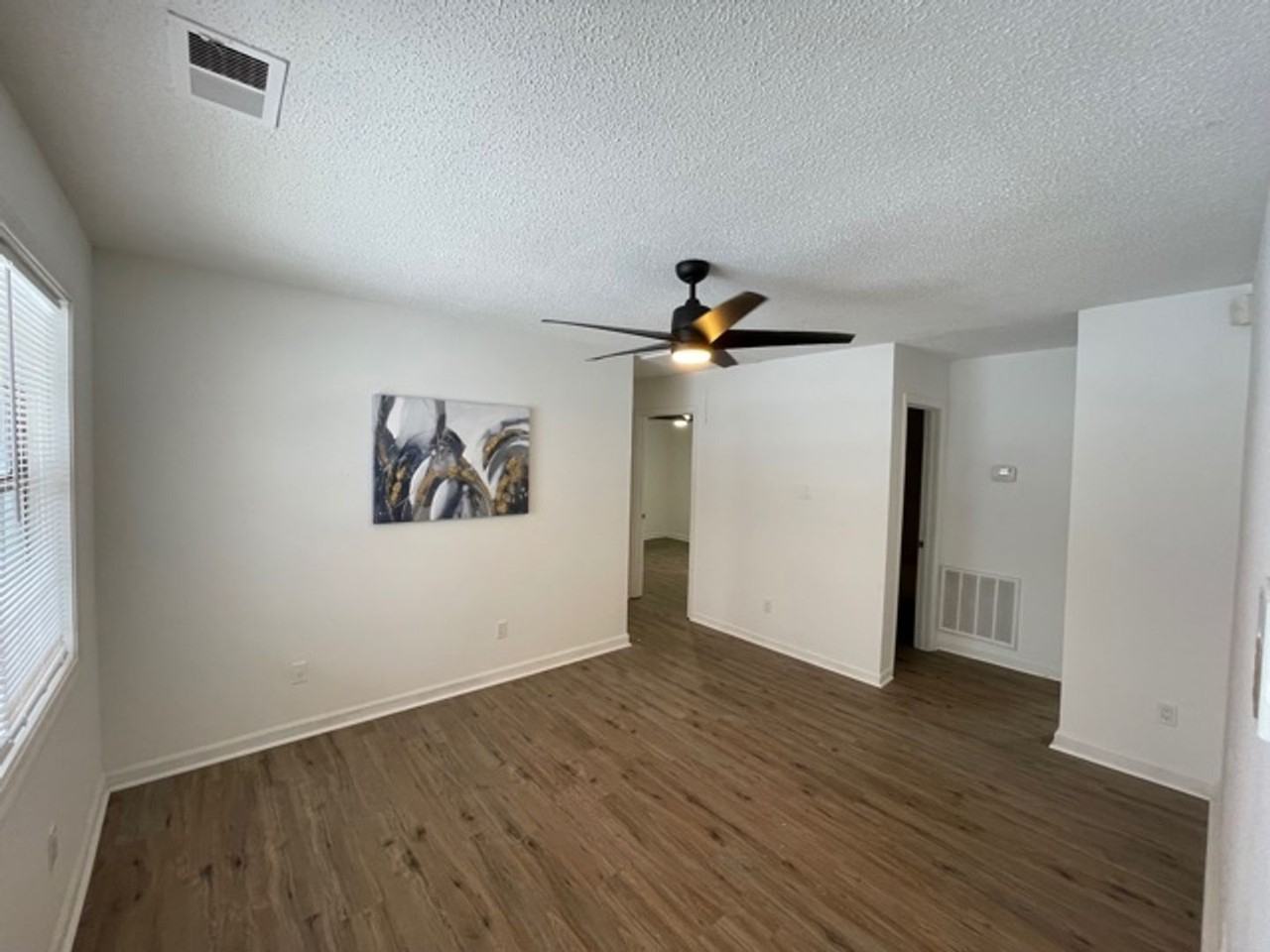 241 Loon Ln - Photo 2 of 11