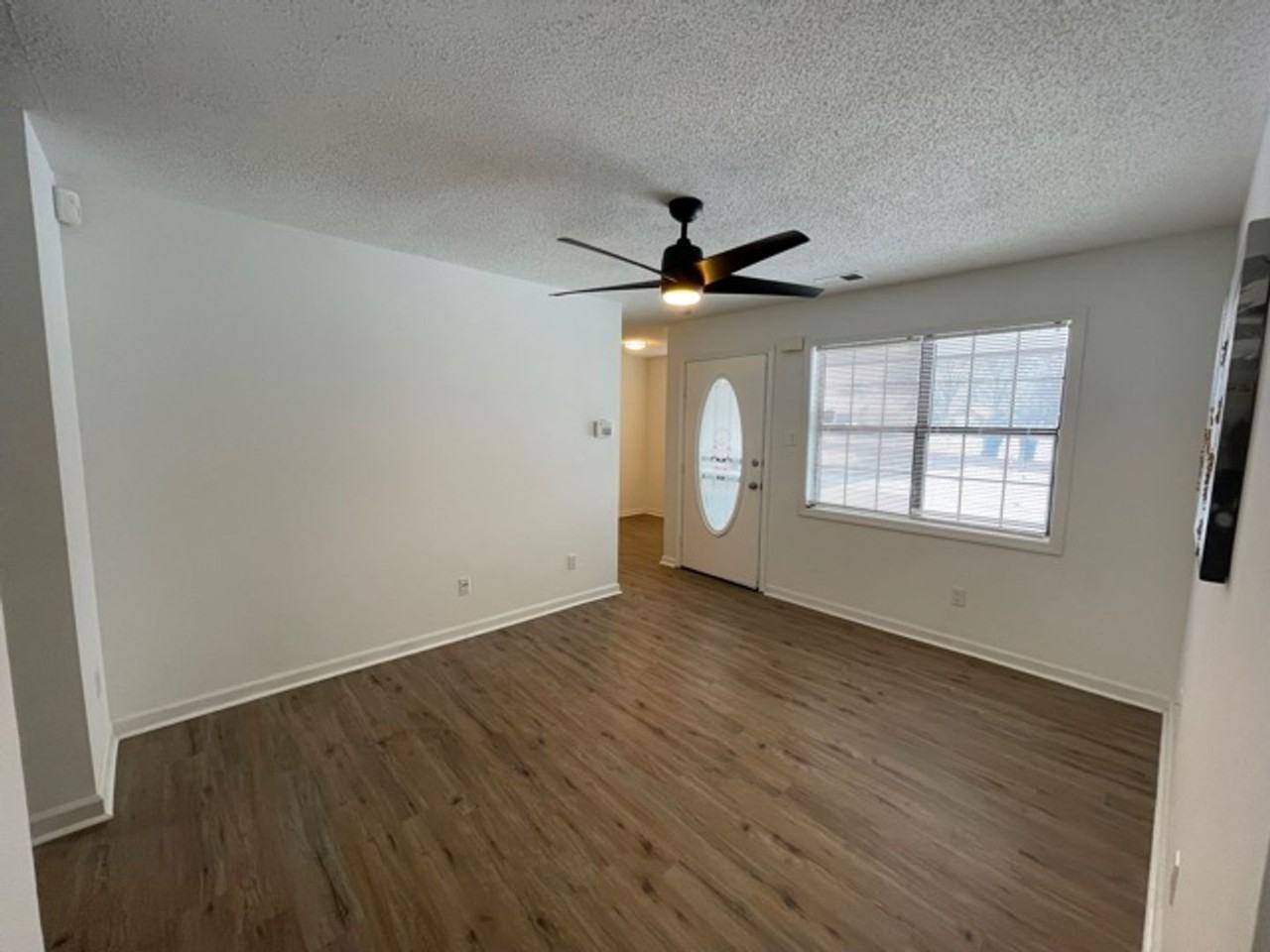 241 Loon Ln - Photo 3 of 11