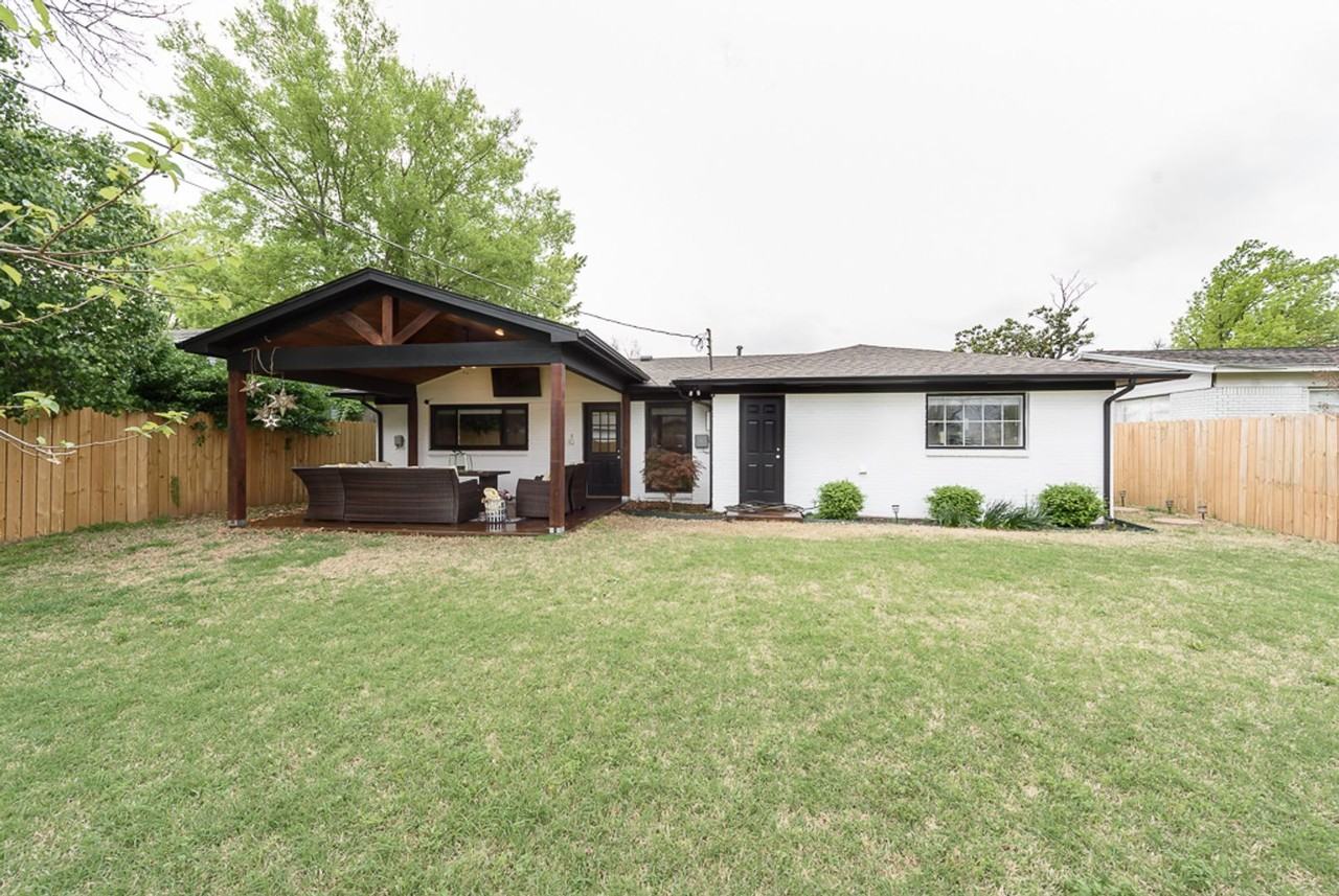 4627 E 46th St - Photo 3 of 34