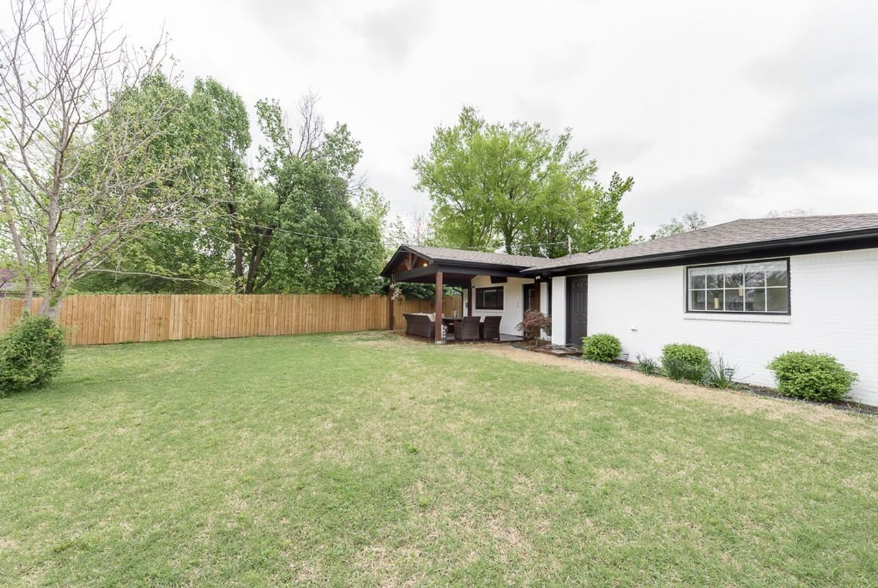 4627 E 46th St - Photo 2 of 34