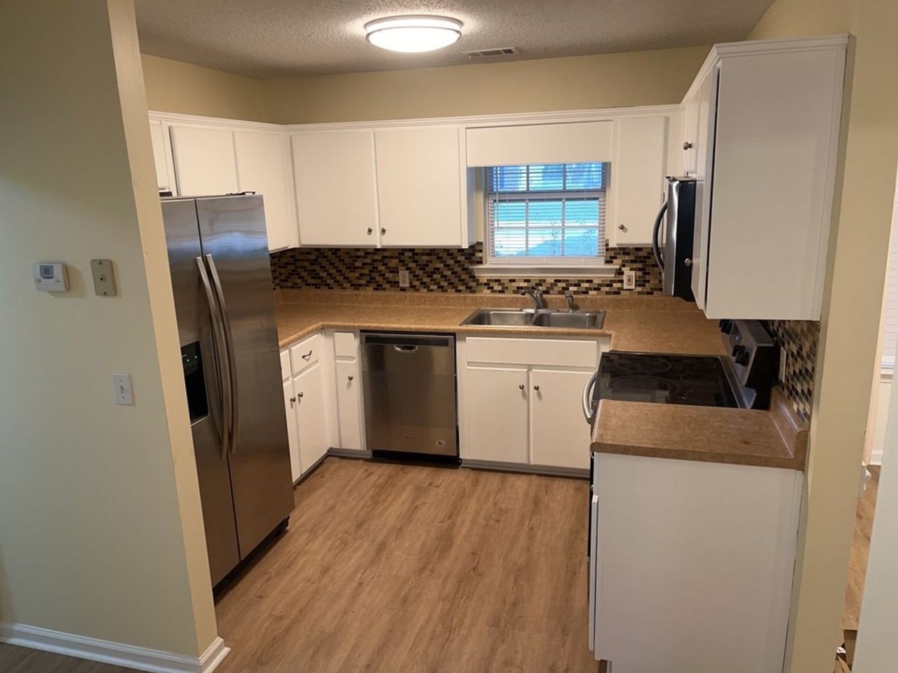 295 Creekside Cir - Photo 6 of 22