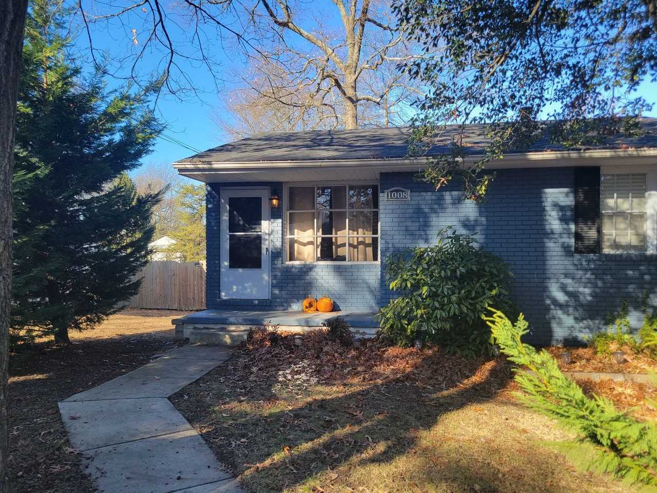 1008 Duvall Hwy - Photo 2 of 21