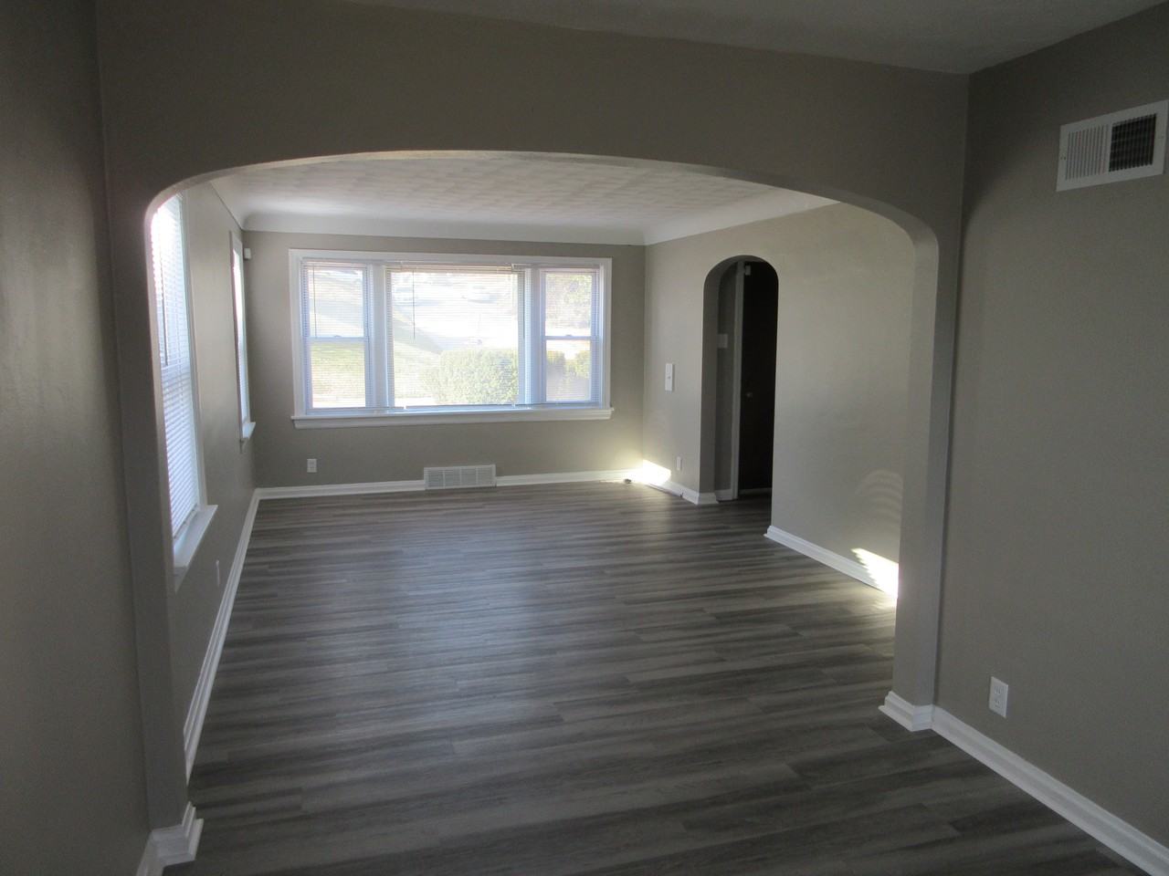 4622 Nelson Drive - Photo 3 of 28
