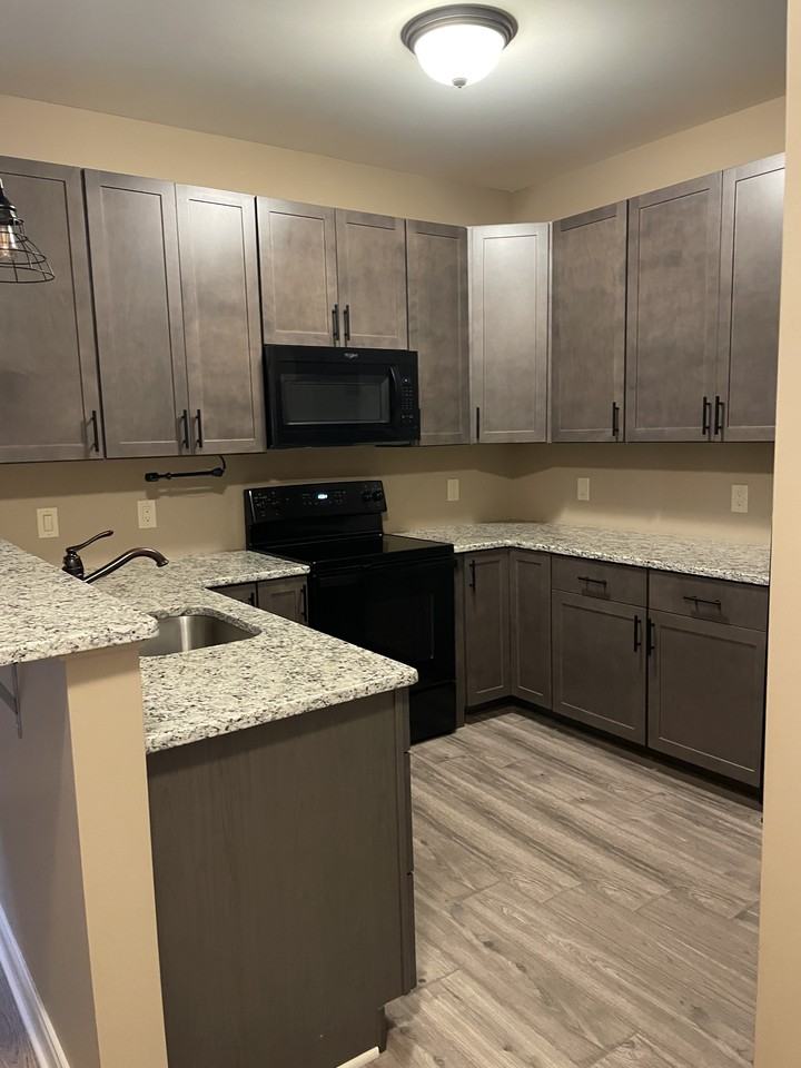 112 Front St #302 - Photo 2 of 9