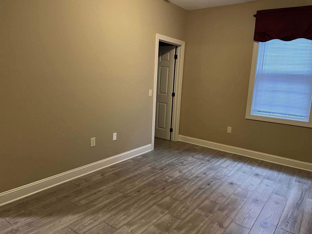 112 Front St #302 - Photo 4 of 9