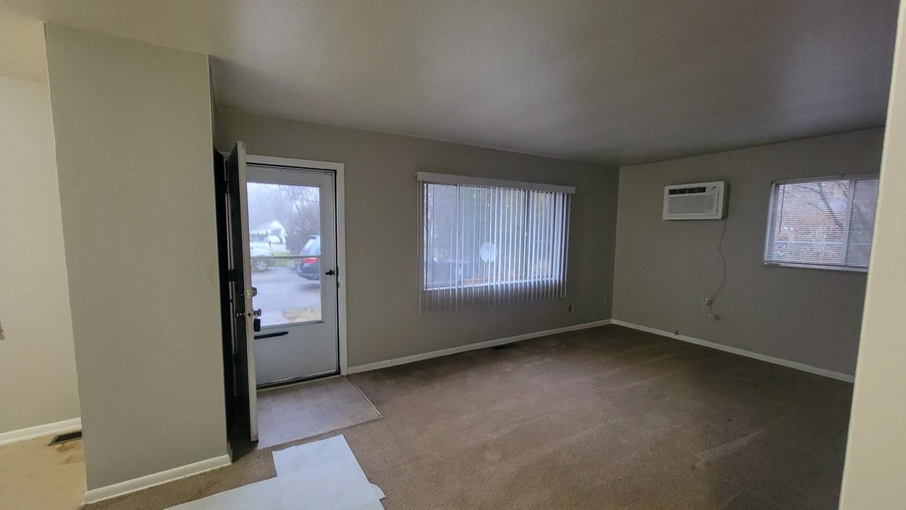 997 Caddo Ave #997 - Photo 2 of 11