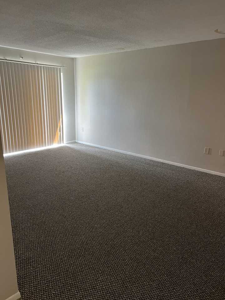 1695 Lee Rd #E107 - Photo 5 of 12