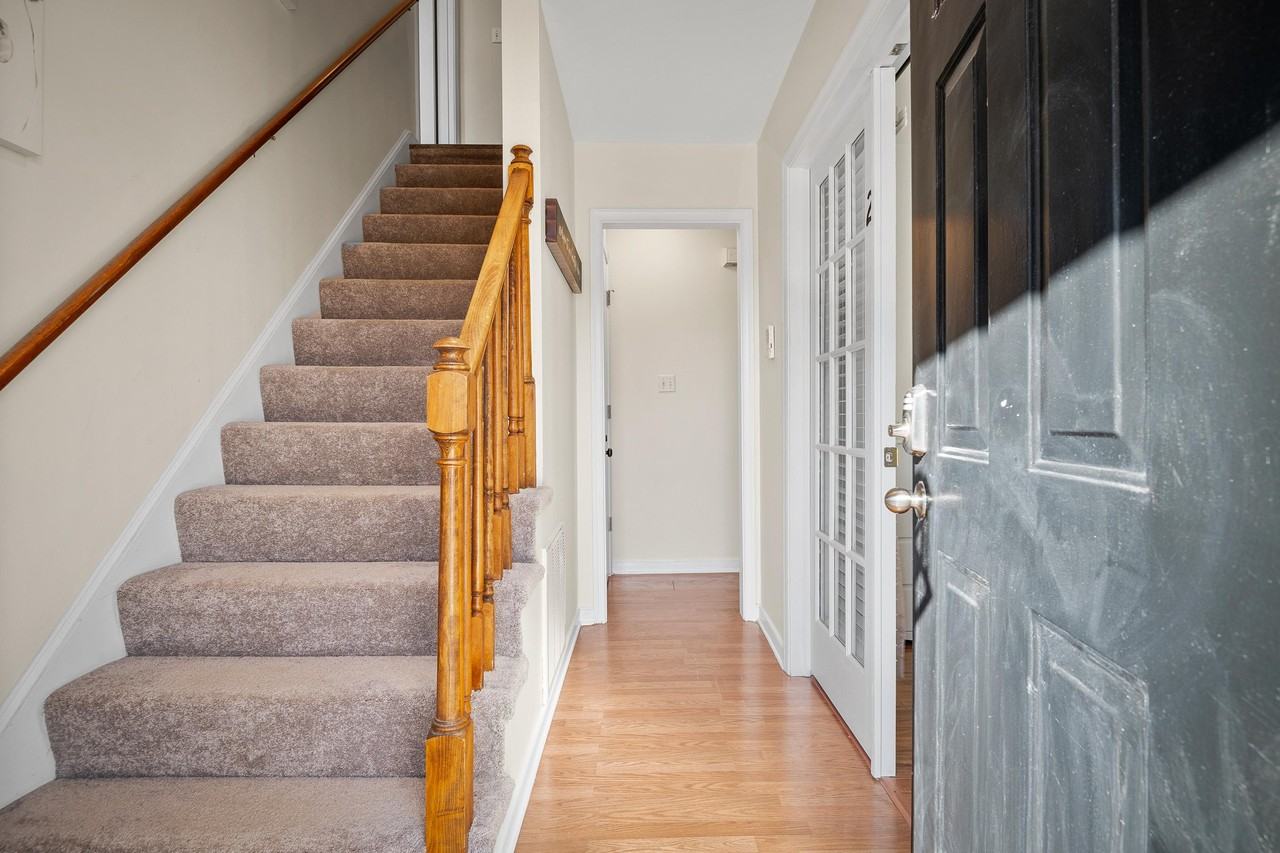 Poachers Run - Photo 2 of 29