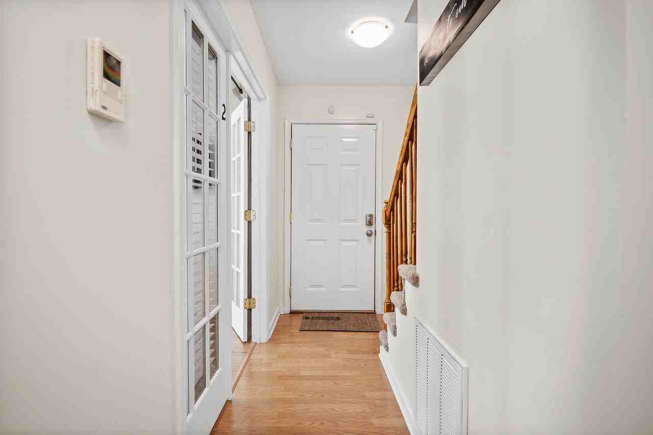 Poachers Run - Photo 5 of 29